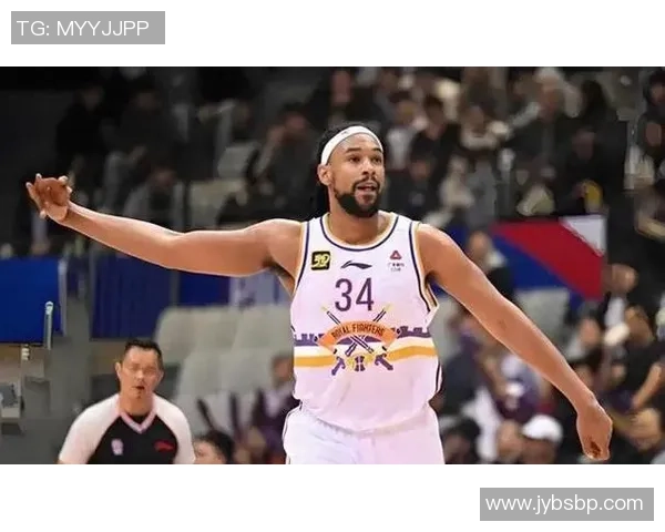 广东宏远官宣：与麦考尔、奎因、萨林杰就加盟事项达到共同